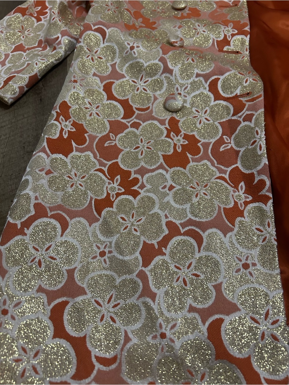 Vintage Banana Republic Coral and Cream Floral Brocade Trench Coat - Picture 3 of 6